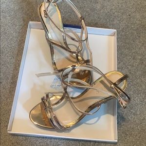 Brand new never worn 9.5 strap heels